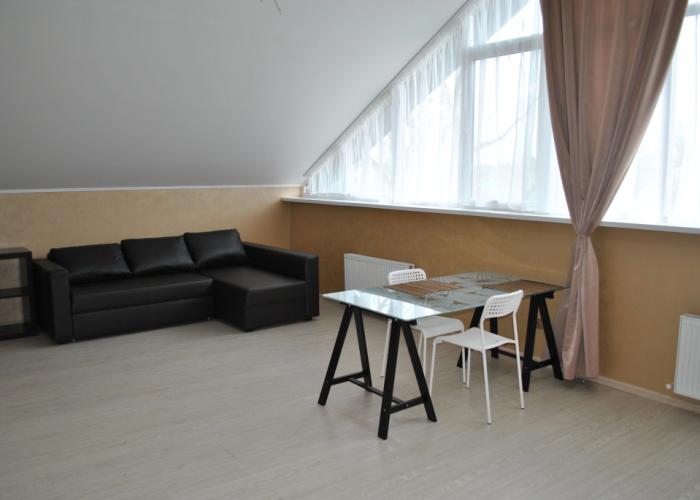 City Hotel