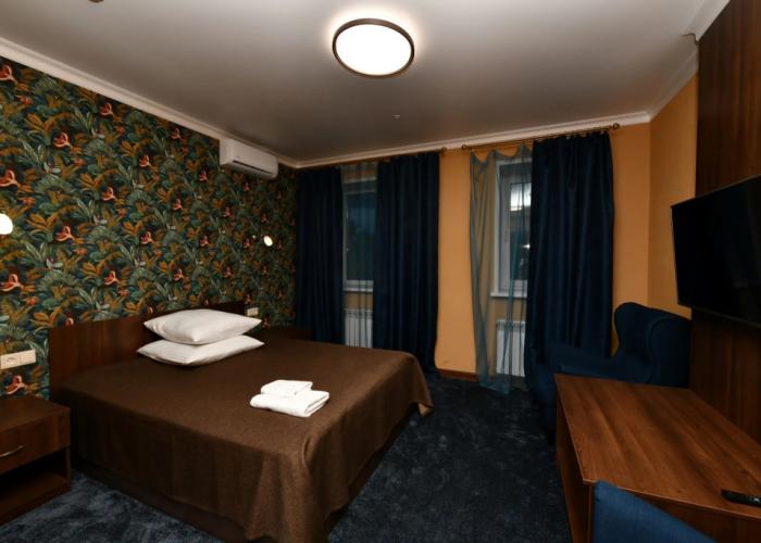 Novozhenovskiy Hotel