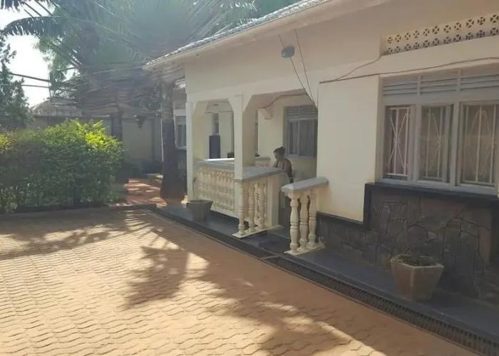 Paula Guest House
