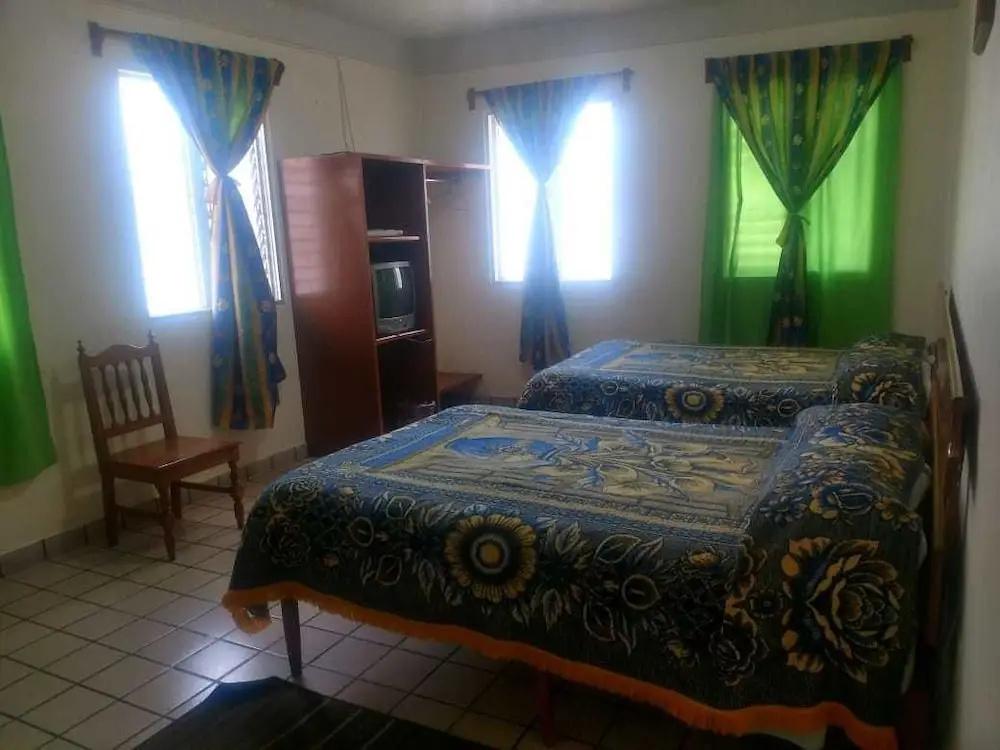 фото Hotel Monarca