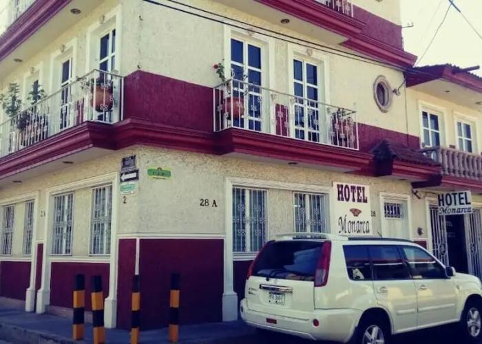 Hotel Monarca