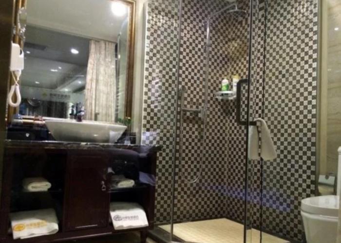 Yi Jia Li Jing Hotel