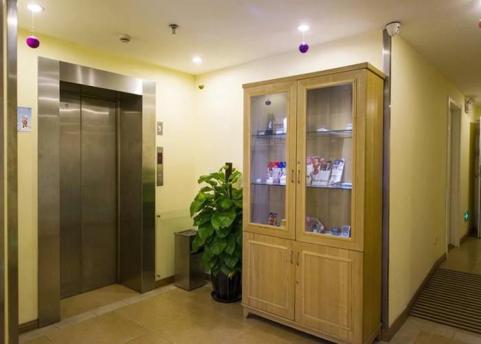 Home Inn Urumuqi Railway Administration East Henan Road