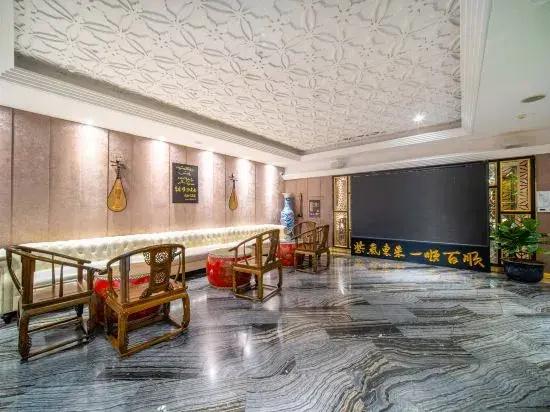 Urumqi Bayinhe Hotel