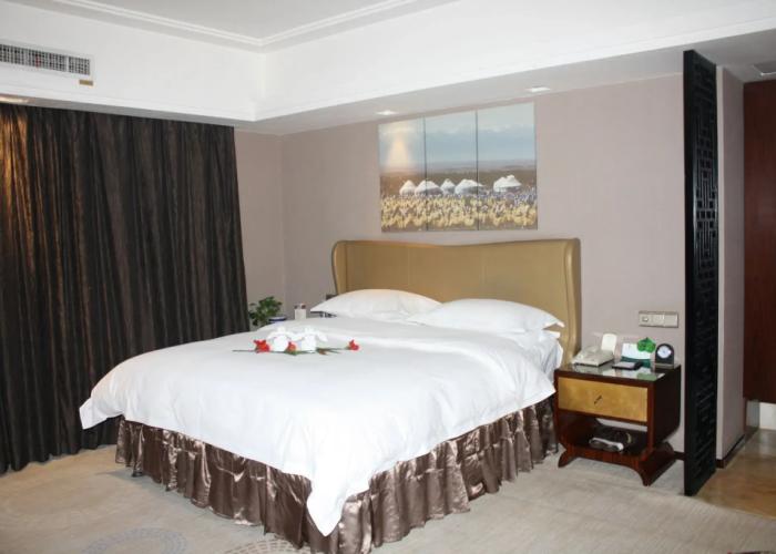 Yili Black Bee Manor Eco Hotel