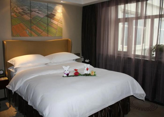 Yili Black Bee Manor Eco Hotel