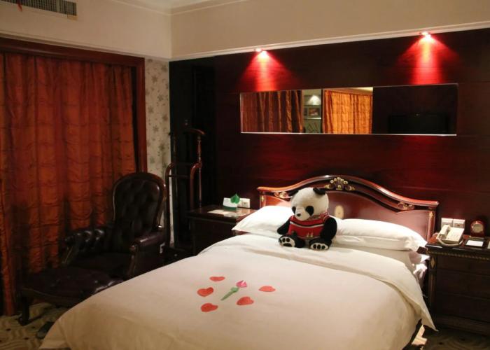 Yili Black Bee Manor Eco Hotel