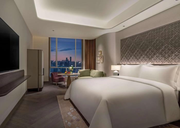 Conrad Urumqi