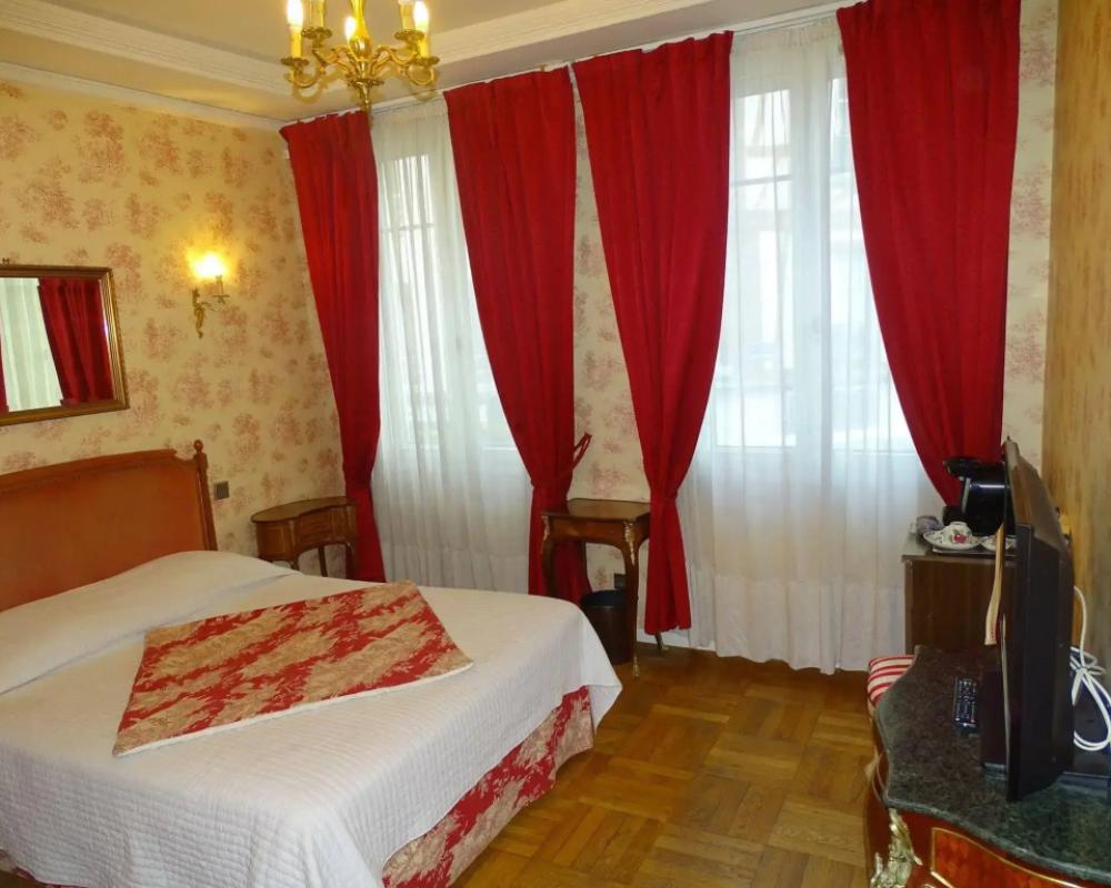 фото Hôtel Dandy