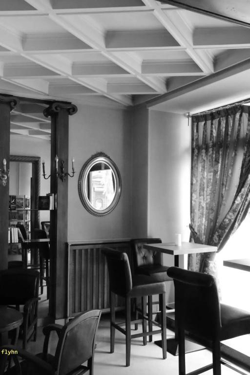 фото Hôtel Dandy