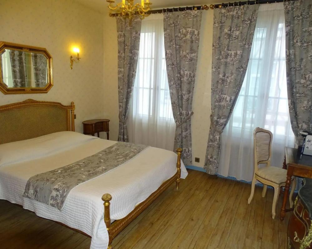 фото Hôtel Dandy