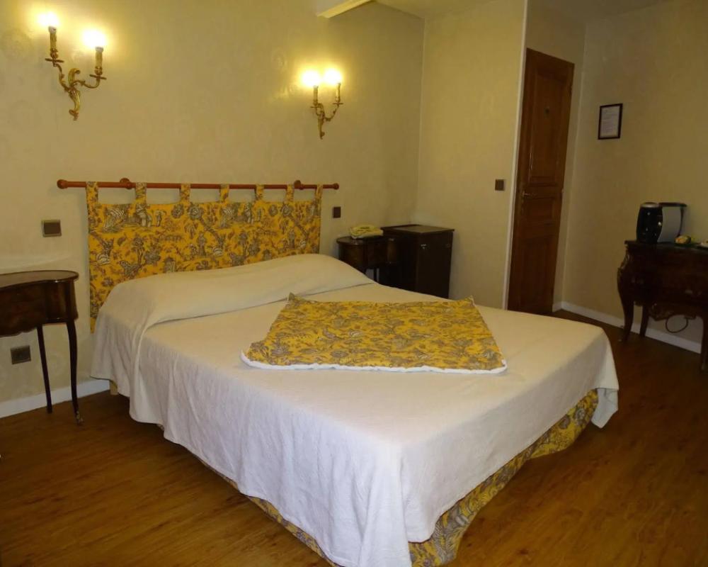 фото Hôtel Dandy