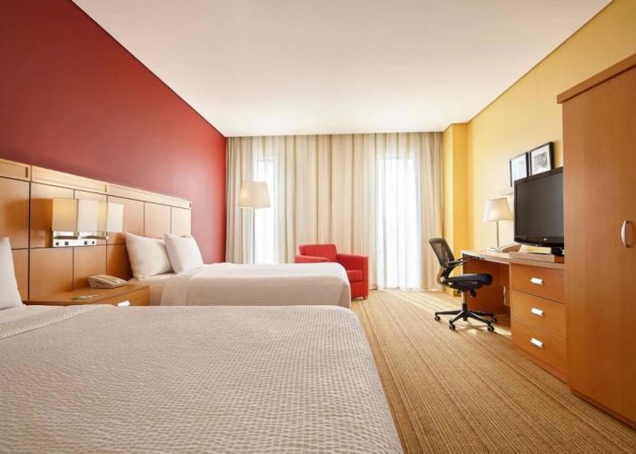 Courtyard by Marriott Leon at the Poliforum
