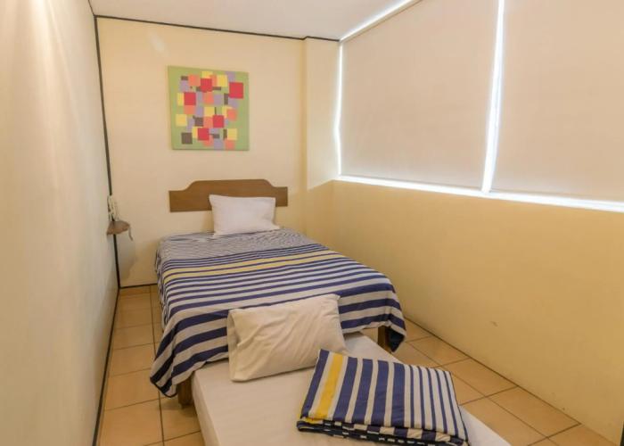 Hotel Mateos 1215