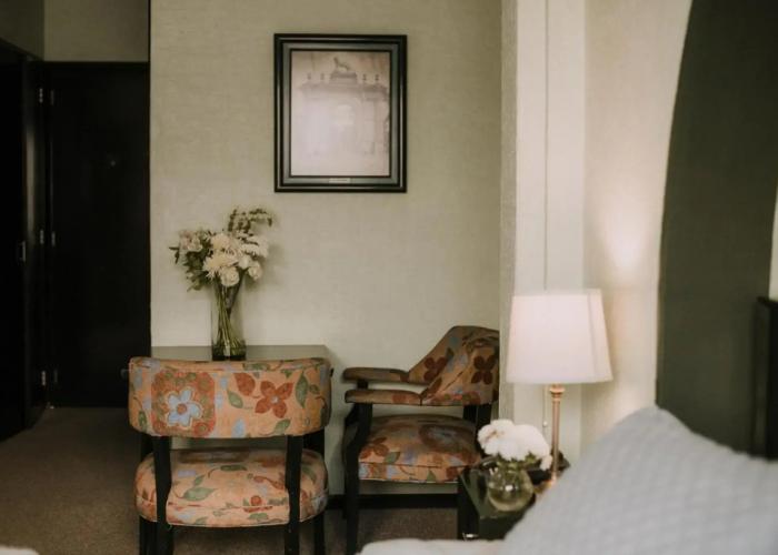 Hotel Leon