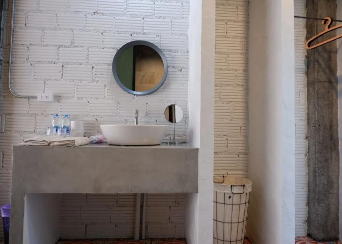 Black Elephant Boutique