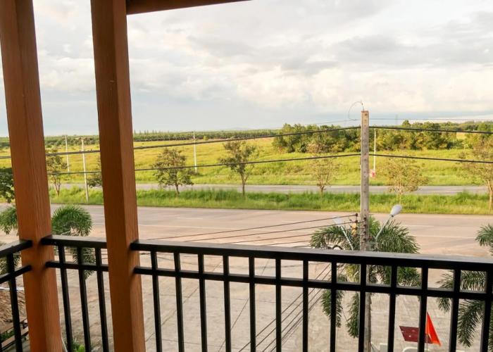 Baan URT Suratthani Airport Hotel