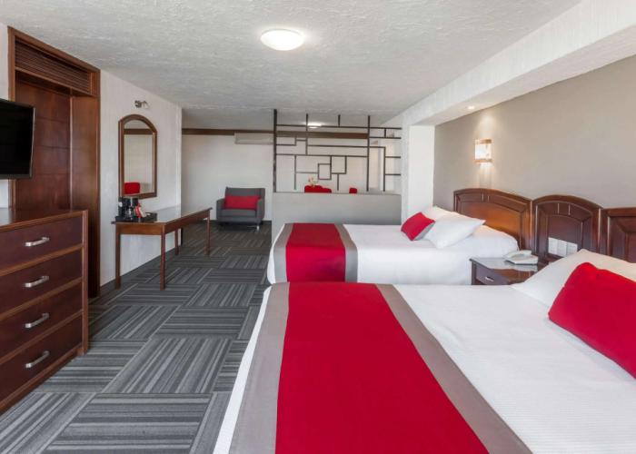 Ramada Plaza Leon