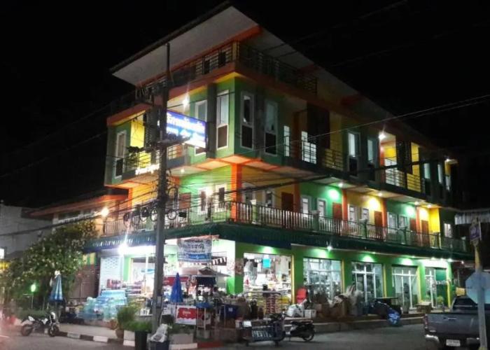 Hotel Baansrisuthum