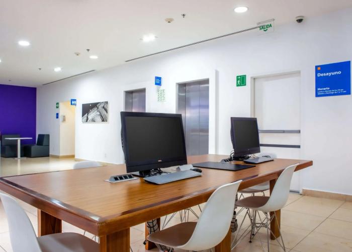 Sleep Inn Leon Antares Hotel