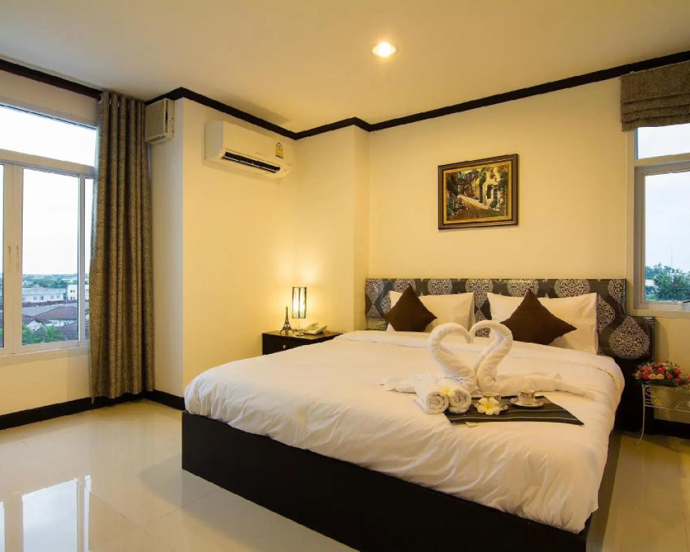 фото Leelawadee Grand Hotel