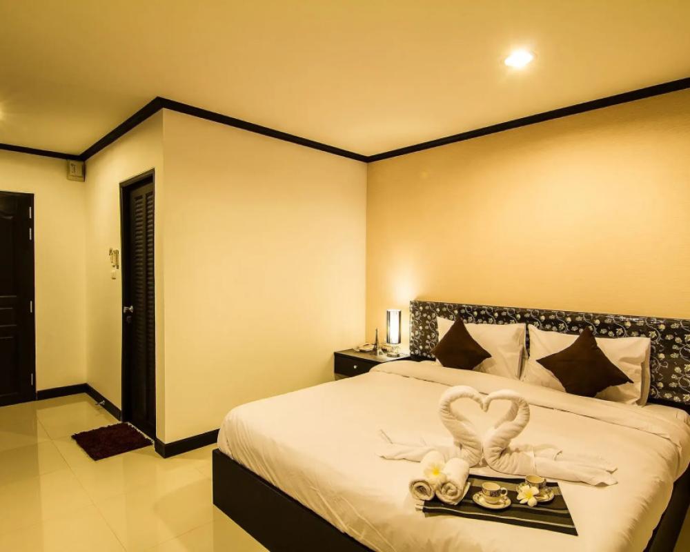 фото Leelawadee Grand Hotel