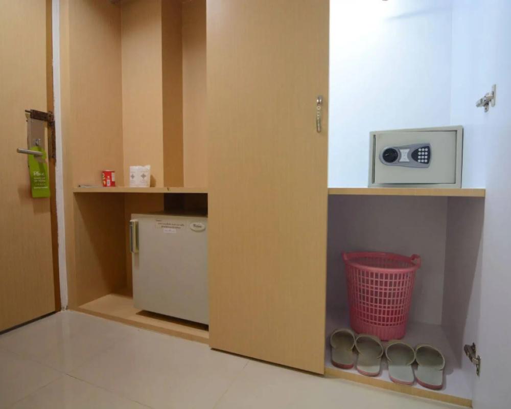 фото Charoen Hotel