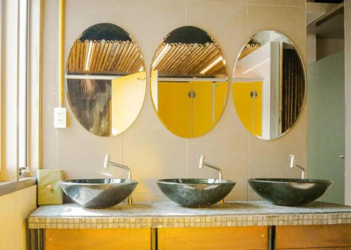 Whereder Poshtel - Hostel