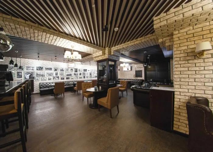 Reston Hotel&Spa
