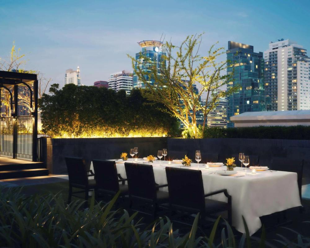 фото Mövenpick Hotel Sukhumvit 15 Bangkok