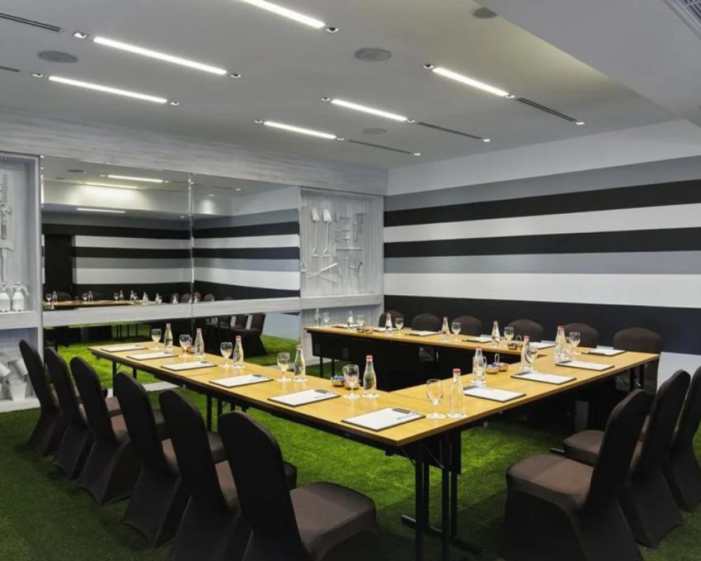 фото Mövenpick Hotel Sukhumvit 15 Bangkok