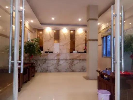 Rongxian Qiaoxiang Hotel