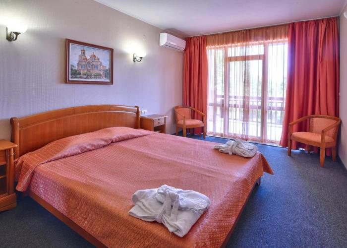 Estreya Residence Hotel and SPA