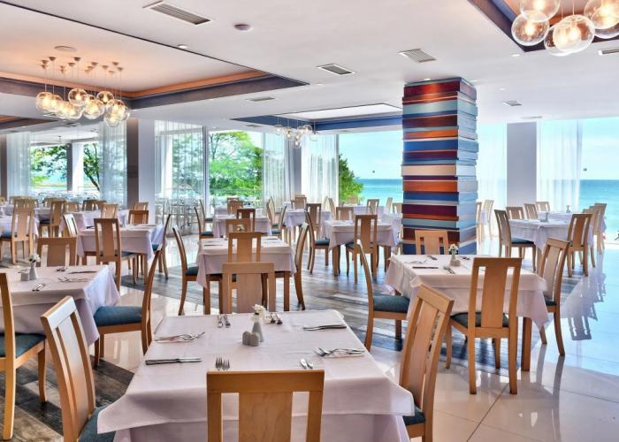 Grifid Encanto Beach Hotel