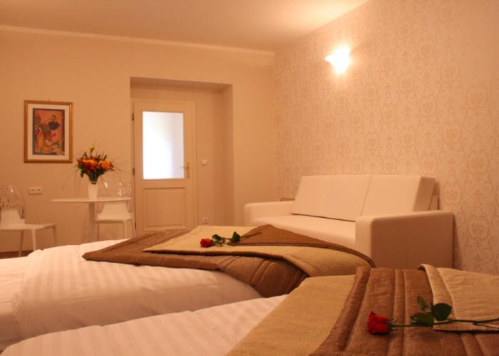 Sunrise Hotel