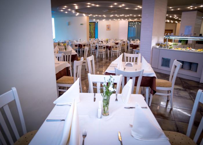 Palm Beach Golden Sands Hotel
