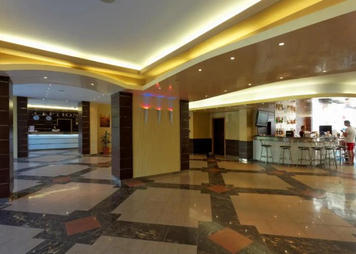 Hotel Royal