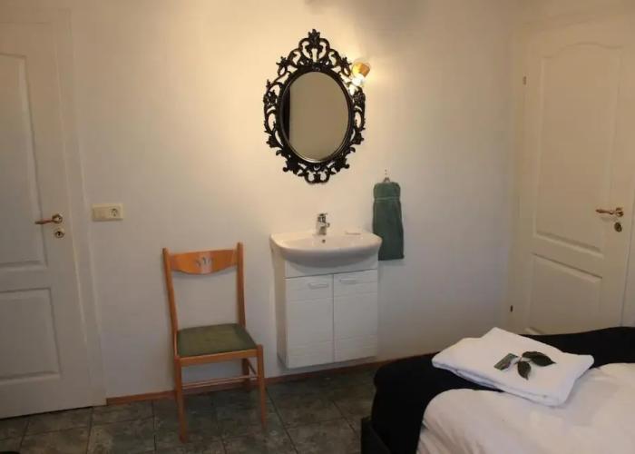 Guesthouse Árný