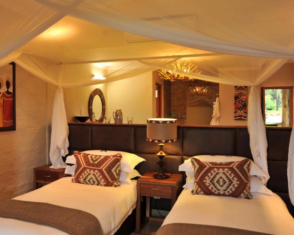 Victoria Falls Safari Club