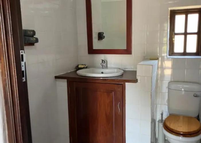 2 bed Apartment With Pool - 2126