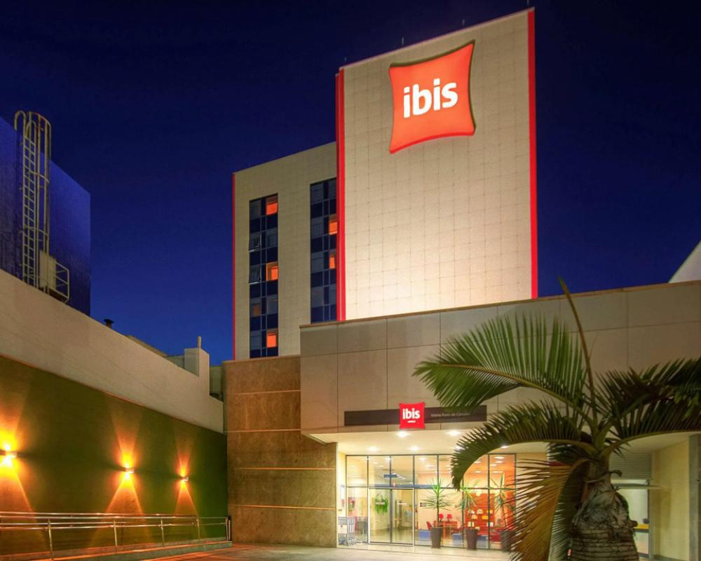 ibis Vitoria Praia de Camburi