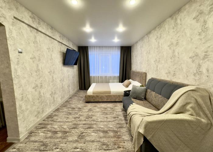 Prostornaya, tyoplaya kvartira v tsentre, ryadom Vorkutaugol  Flat