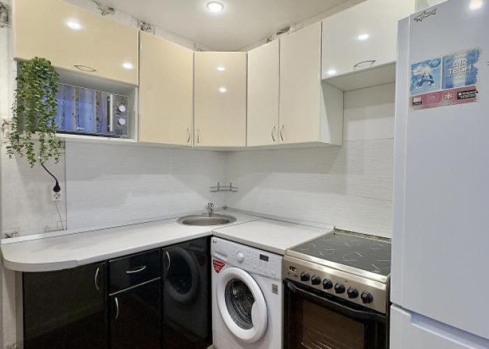 Prostornaya, tyoplaya kvartira v tsentre, ryadom Vorkutaugol  Flat