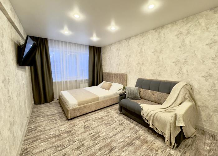 Prostornaya, tyoplaya kvartira v tsentre, ryadom Vorkutaugol  Flat