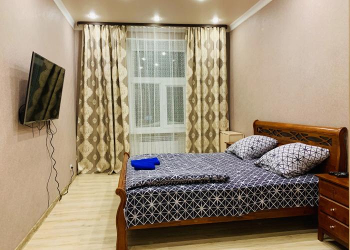 Prostornaya 3-kvartira v Tsentre Goroda Ryadom DKS LPU Gazprom Flat