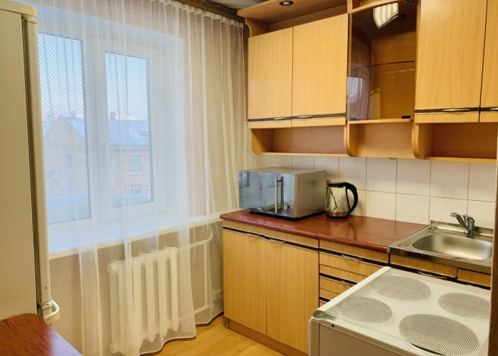 Uyutnye s Dvumya Izolirovannymi Komnatami Apartments