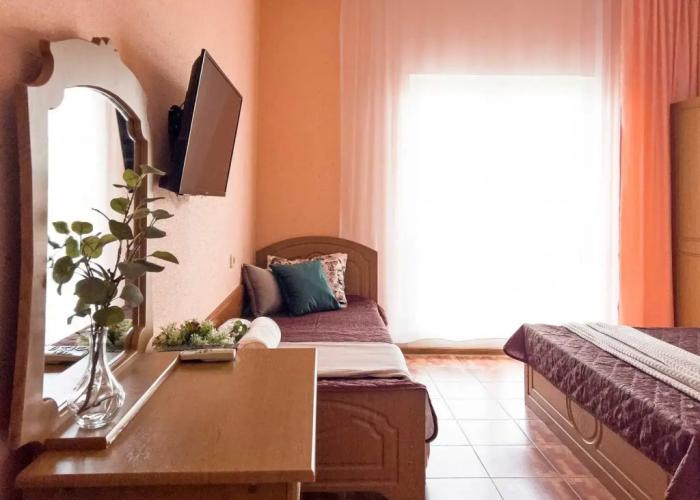 Azat Guest House