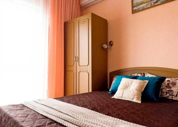 Azat Guest House