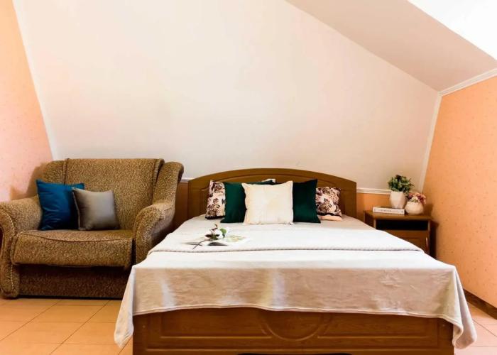 Azat Guest House