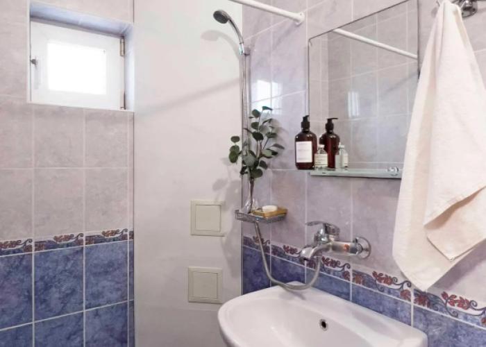 Azat Guest House